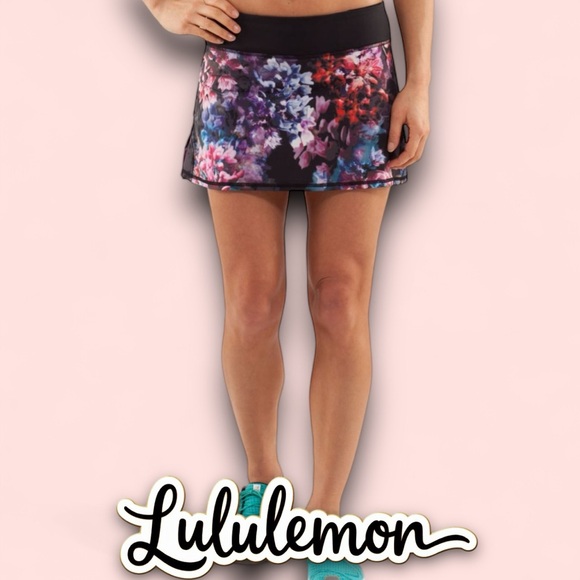 RARE limited edition Lululemon Pace Setter Skirt (Regular) Spring Has Sprung - Picture 3 of 13